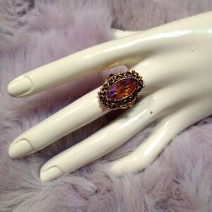 Vintage gold ornate design with yellow faux 2ct citrine sz 6